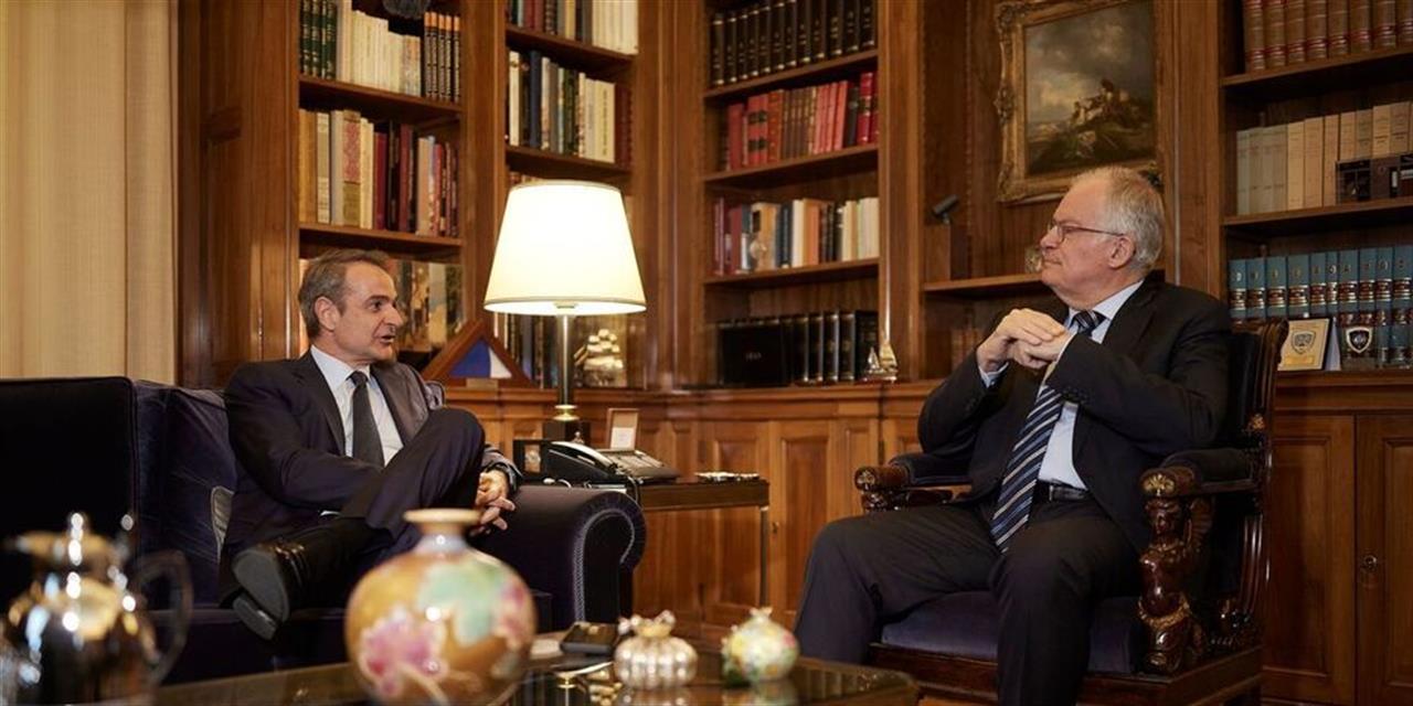 Μητσοτάκης σε Τασούλα: Προσηλωμένοι στην ολοκλήρωση του προγράμματός μας